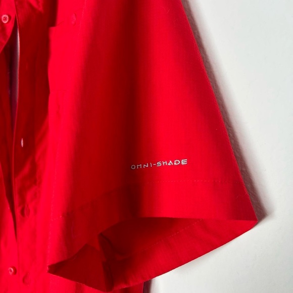 red columbia pfg button down - Picture 4 of 6